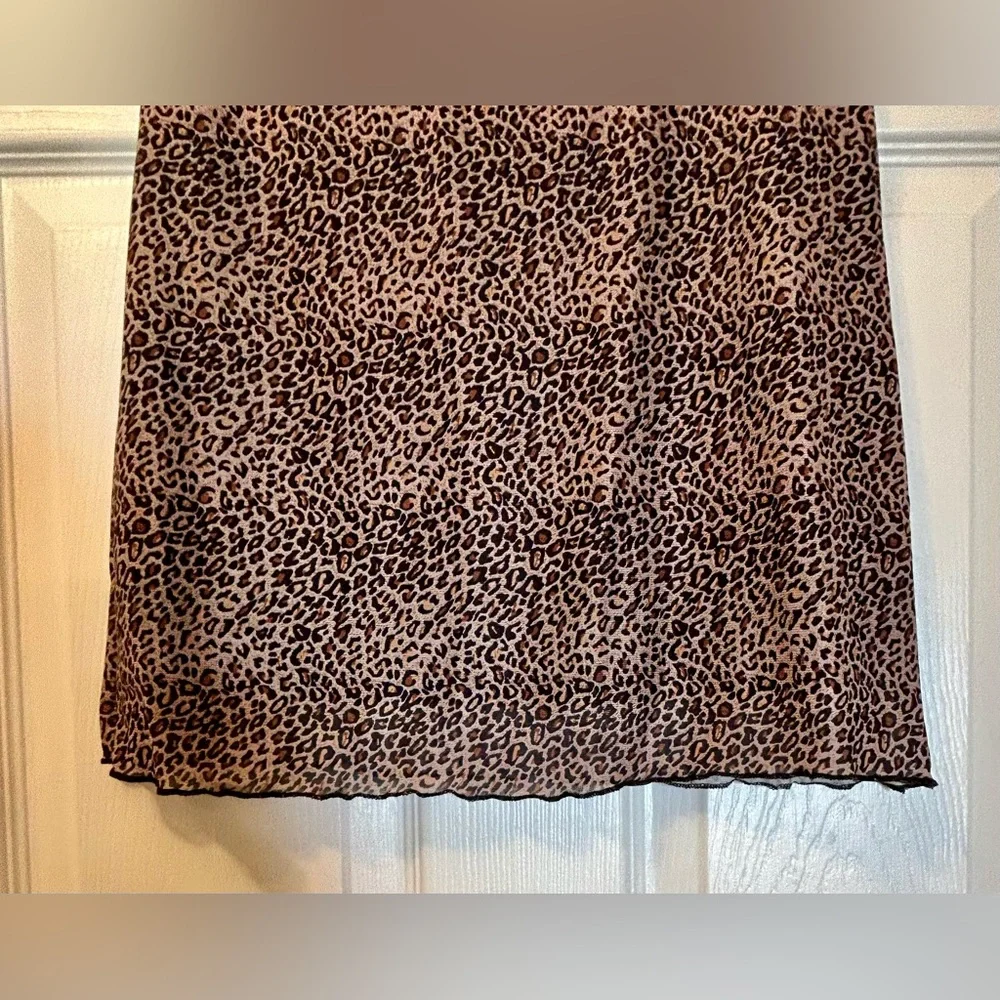 Leopard Print Mesh Lettuce Trim Skirt - Picture 5 of 6
